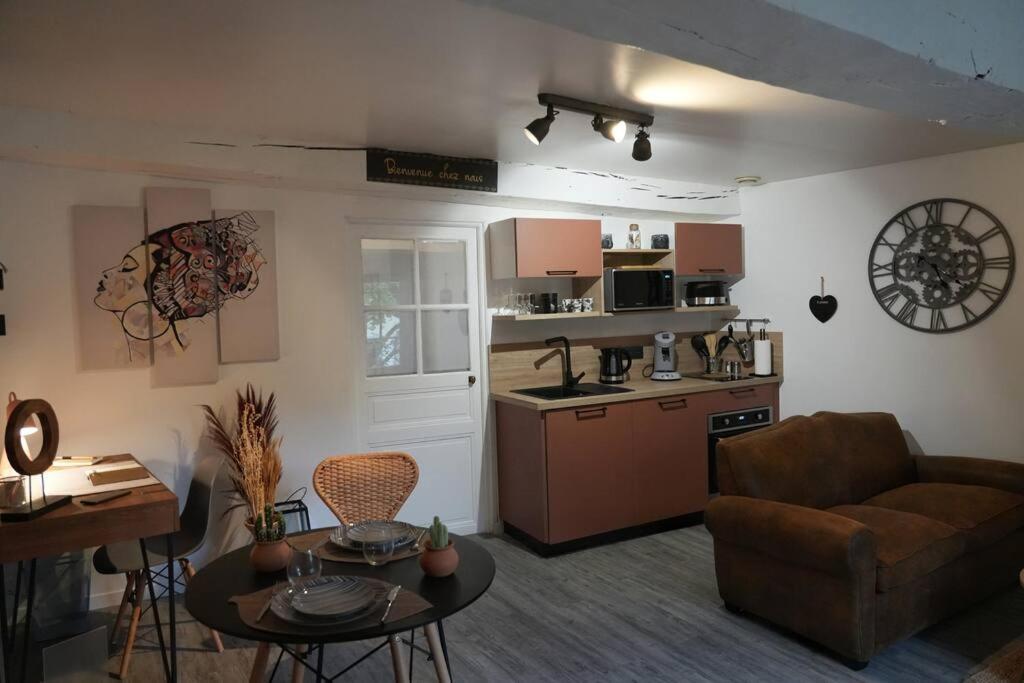 Le Joli'Mans, Appartement Refait A Neuf, Entierement Equipe, Pour 2 Personnes, Proche Quartier Historique Et Centre Le Mans Ngoại thất bức ảnh